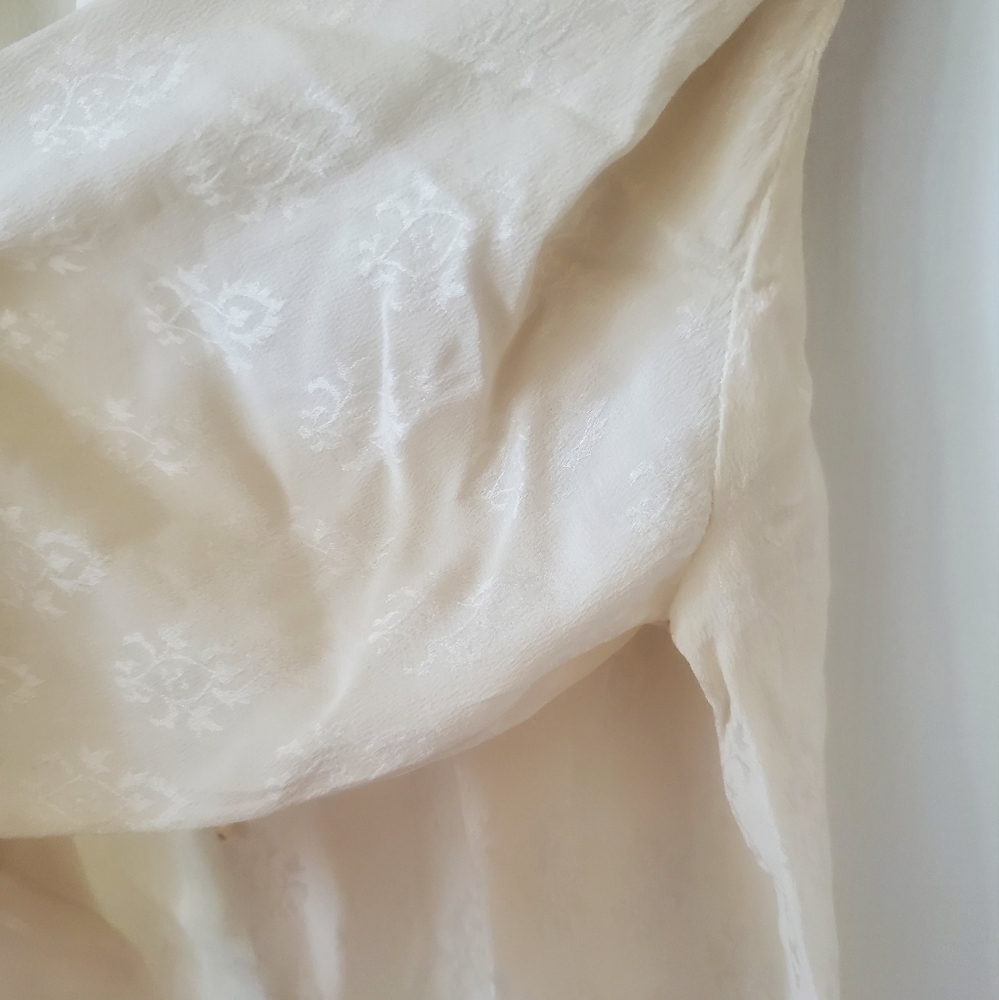 Celine Printed Blouse - Picture 4 of 13